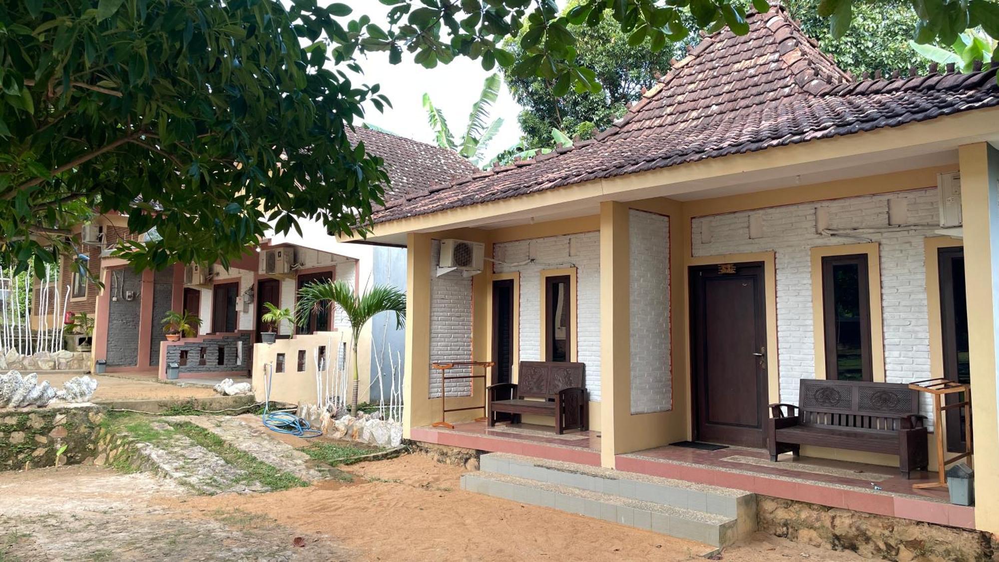 Mangrove Inn Karimunjawa Exteriér fotografie