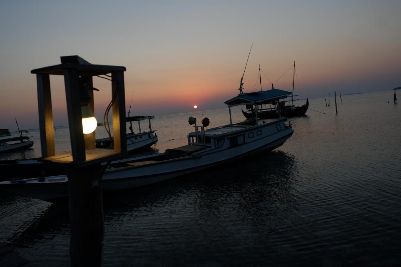 Mangrove Inn Karimunjawa Exteriér fotografie