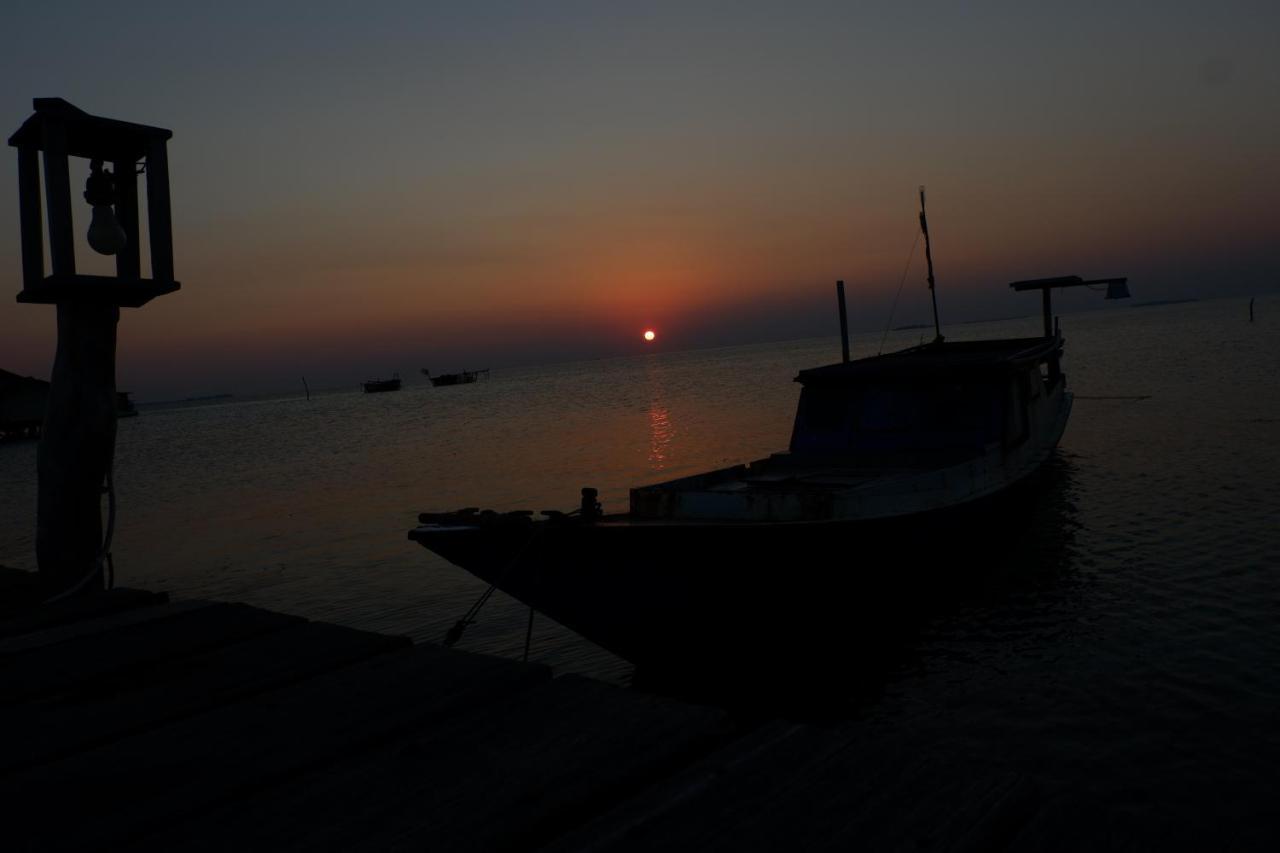 Mangrove Inn Karimunjawa Exteriér fotografie